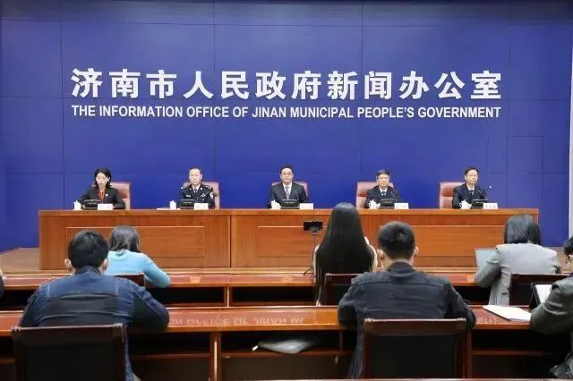 12月1日起施行！网约车运价开管了！